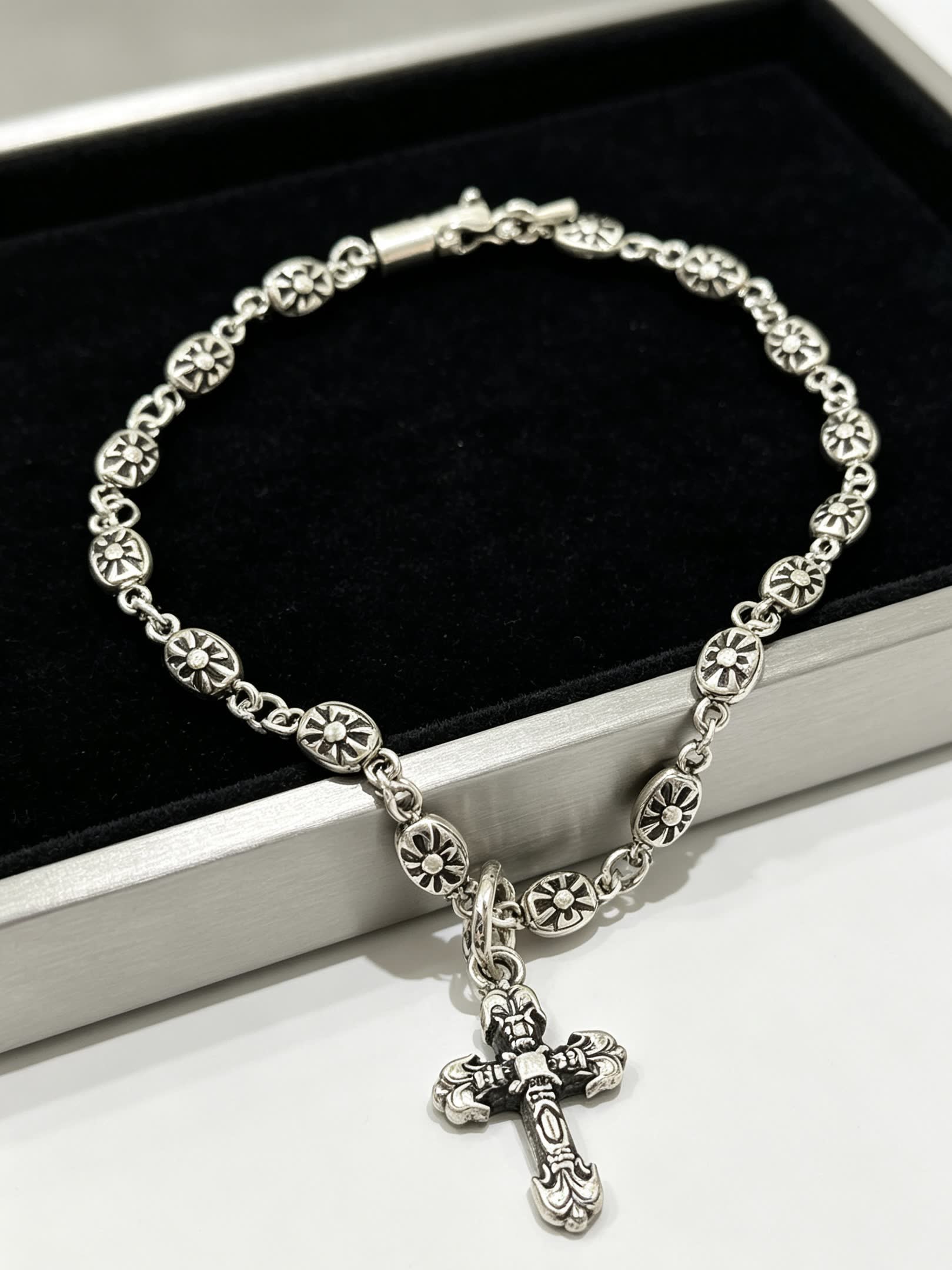 Chrome Hearts Black Rose Jewelry Silver Cross Bracelet